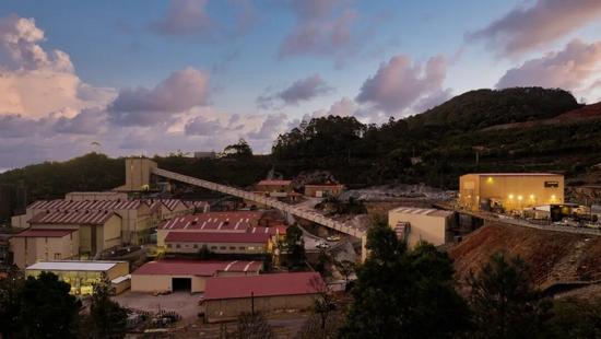 国际合作深部采矿安全高效技术突破