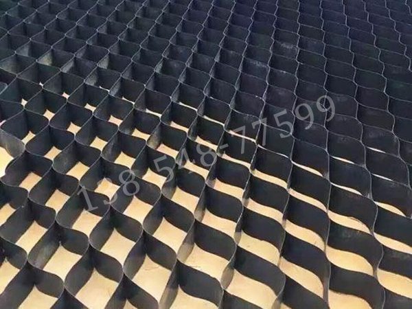 土工格室结构与用途解析