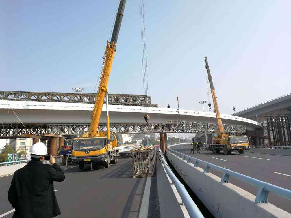 海沧隧道工程提前完成匝道桥拆除 保障节后通行顺畅(图1)