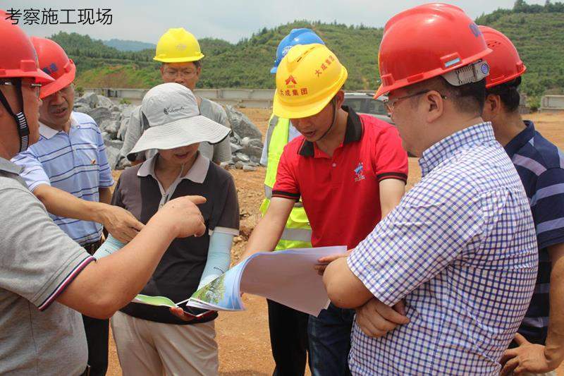 武夷新区绕城高速品质工程中期评估专家考察(图3)