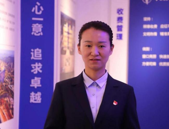 小白会客厅丨 李莉：与风险斗争的巾帼英雄（图）