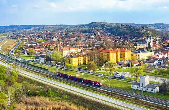 年度特别报道丨加快构建世界一流现代化铁路网(图16) 年度特别报道丨加快构建世界一流现代化铁路网(图16)