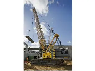 利勃海尔LR1130起重机：高承载力与多优势解析