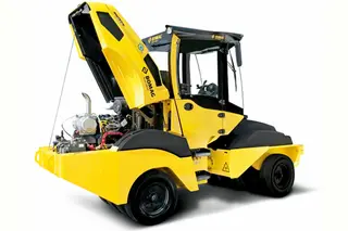 高性能压路机参数解析：动力强、操控简便、压实效果佳