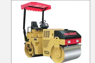 山东公路机械厂 YZC4 压路机 山东公路机械厂 YZC4 压路机
