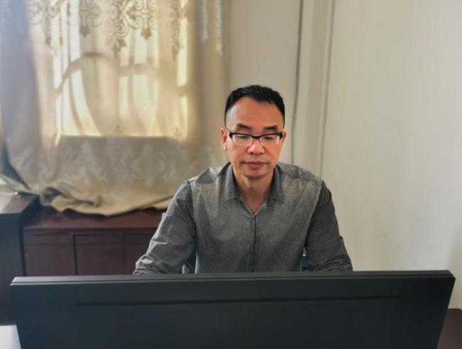 小白会客厅丨 莫毅杰：用文字书写对行业的热爱（图）