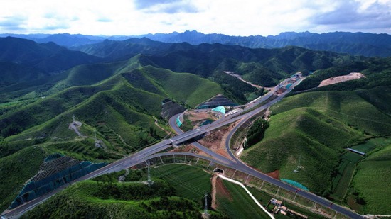 凌绥高速公路获评辽宁省平安百年品质工程典型案例(图5)