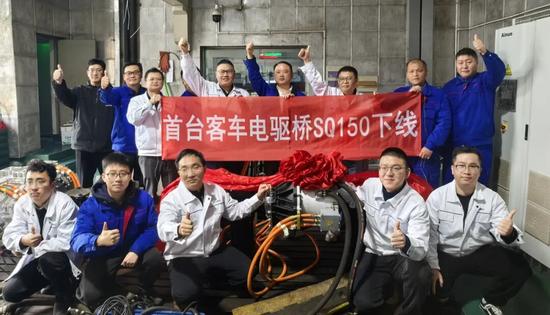上柴动力电驱桥家族再扩容 SQ150客车电驱桥正式下线 上柴动力电驱桥家族再扩容 SQ150客车电驱桥正式下线