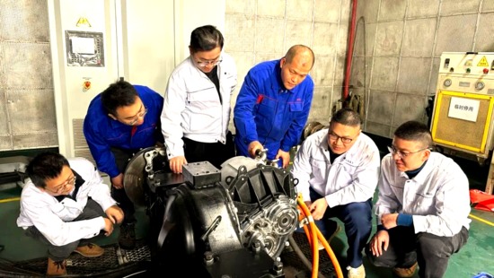 上柴动力电驱桥家族再扩容 SQ150客车电驱桥正式下线(图3)