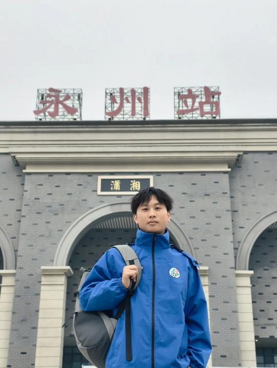 铁路人的一年坚守:从南宁东站到龙州站的春运守护之旅(图8) 铁路人的一年坚守:从南宁东站到龙州站的春运守护之旅(图8)