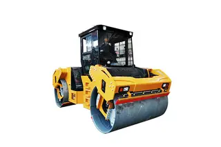 三一重工STR130C-8S压路机性能参数与优势特点分析