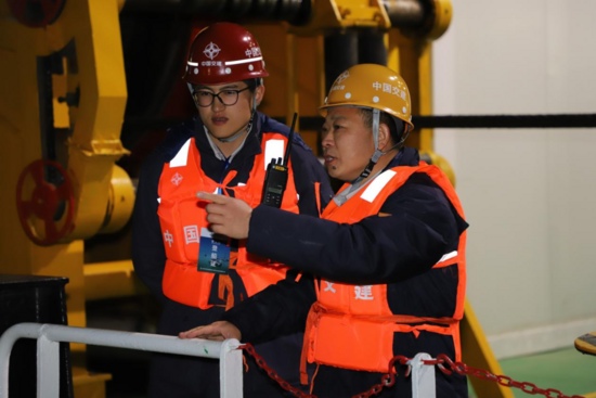 深海钳工第一人管延安：60万颗螺丝零误差背后的工匠精神(图3)