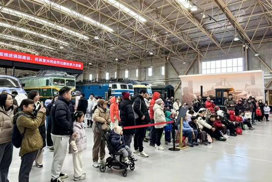 沉浸式情景剧《红色机车的世纪回响》中国铁道博物馆上演(图4)