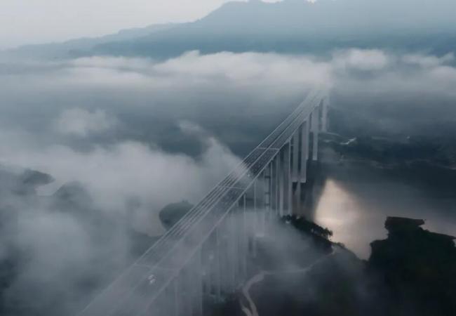 渝湘复线高速全线通车 重庆至酉阳车程缩短60分钟