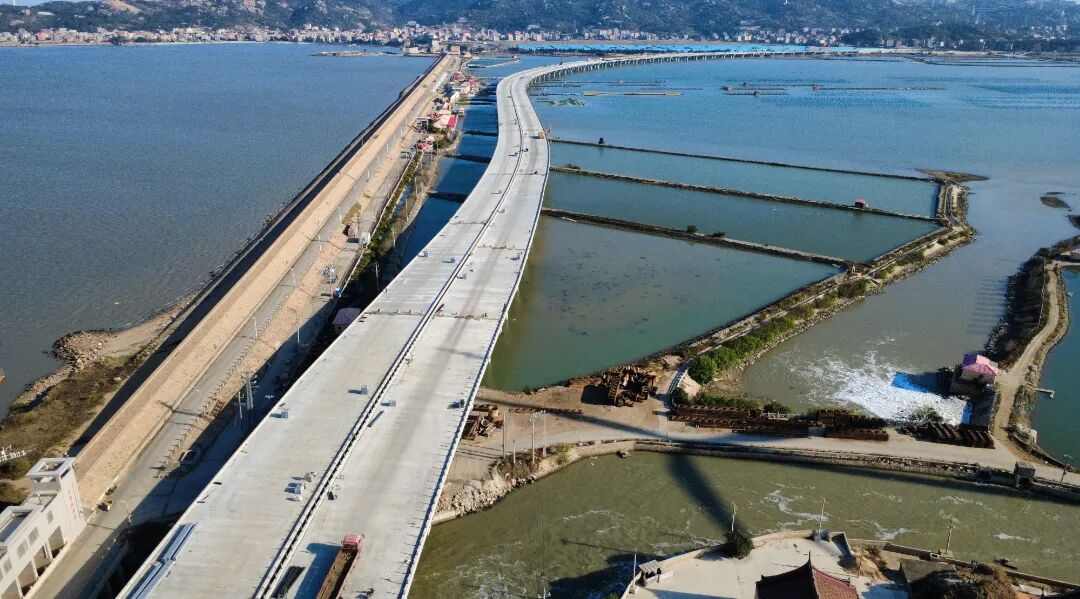 国道G228后海特大桥全桥贯通工程圆满完成