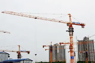 QTZ80A塔式起重机七大核心优势解析，提升建筑工地作业效率