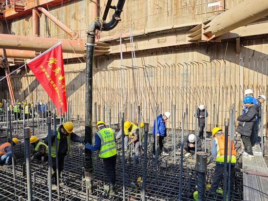 宜昌长江公铁大桥主塔承台完成首次浇筑 为后续施工奠定基础(图6)