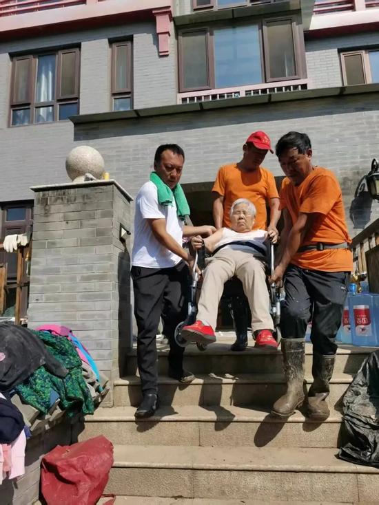 养老服务体系建设迎来新机遇，银发经济助力一老一小服务升级(图2)