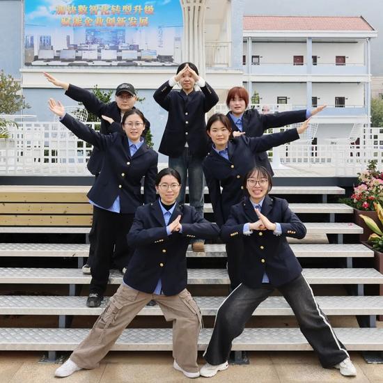 首批女动态检车员：像素战场上七朵金花的成长之路(图2)