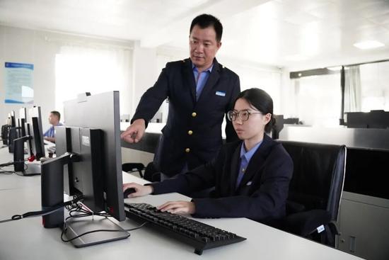 首批女动态检车员：像素战场上七朵金花的成长之路(图9)