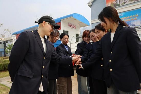 首批女动态检车员：像素战场上七朵金花的成长之路(图10)