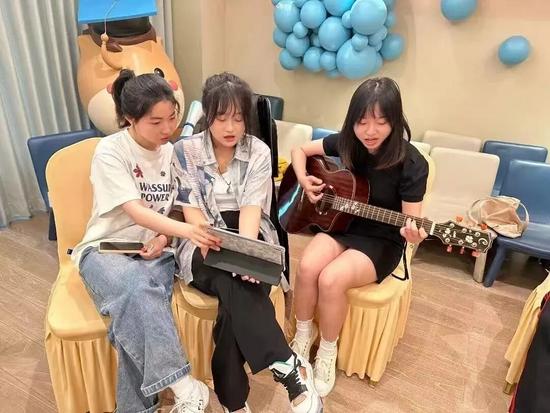 首批女动态检车员：像素战场上七朵金花的成长之路(图12)