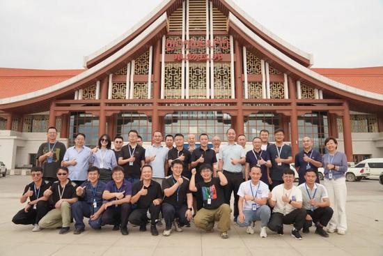 中老铁路见证跨国恋情 铁路职工异国相恋终成眷属(图6)