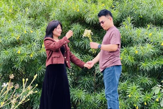 中老铁路见证跨国恋情 铁路职工异国相恋终成眷属(图8)