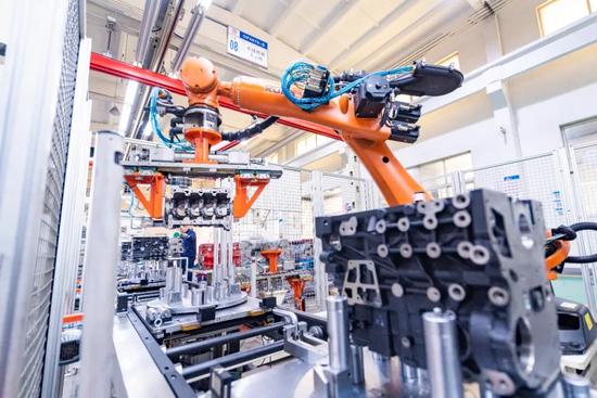 全柴发动机逆势增长突破30万台销量，智能化制造助力行业领先地位(图2)