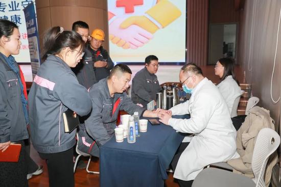 晋钢智造获全国就业与社会保障先进民营企业称号(图7)