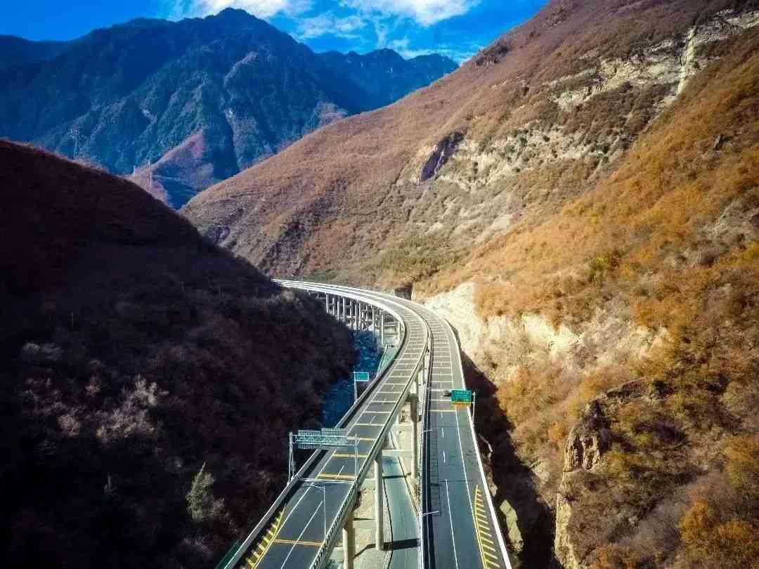 九绵高速九寨沟段正式试运行 BIM技术助力高原交通建设(图1)