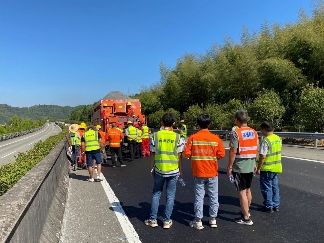 高速公路微表处施工标准化观摩会成功举行