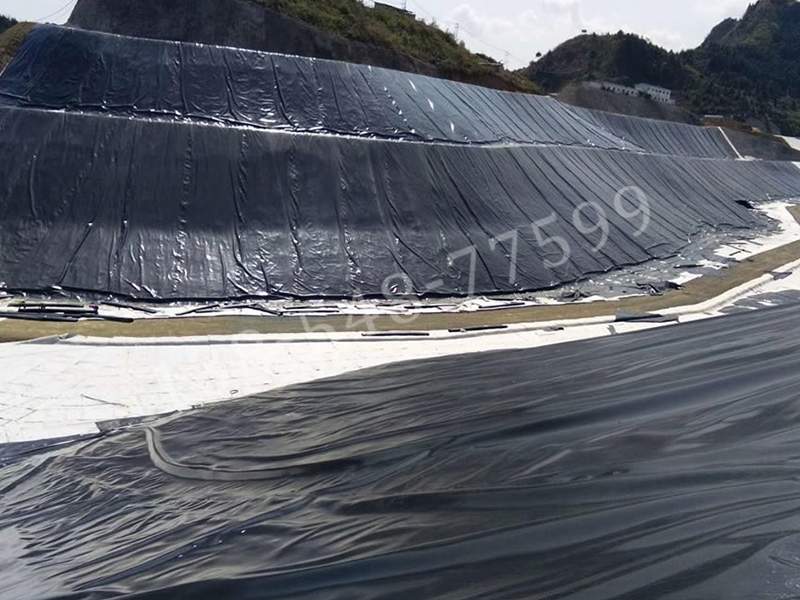 HDPE土工膜铺设焊接技术规范及施工要点全解析(图1) 1-210926154R1619.jpg