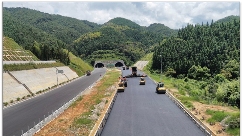 大成工程建设集团沥青路面施工质量提升实践与创新管理(图13)