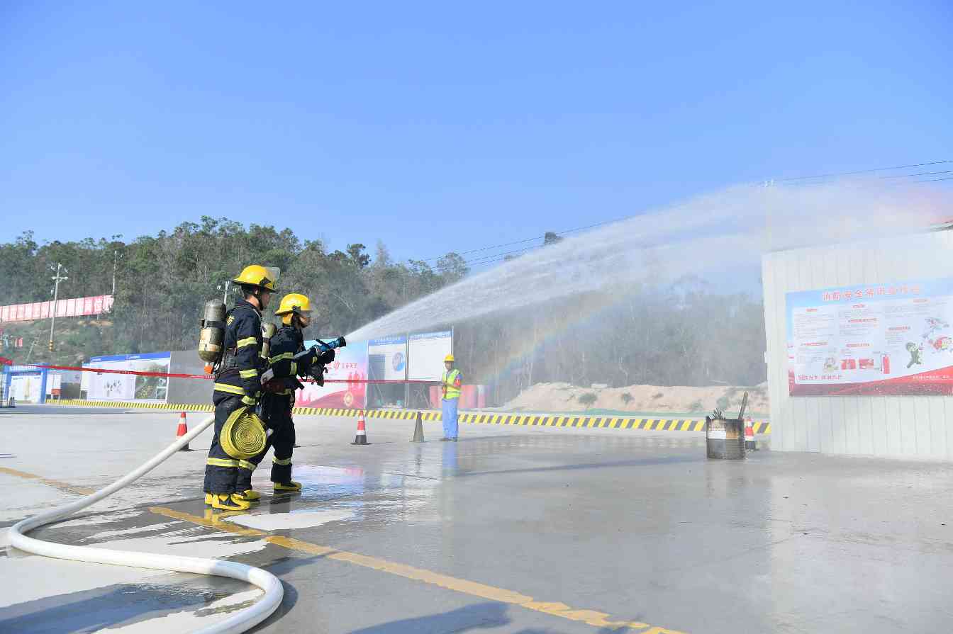 安全生产月活动全面启动 多项目同步开展安全教育演练(图4)