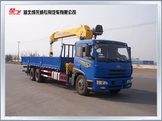 解放底盘8吨随车起重机安全稳定高效作业优势解析