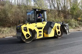 宝马格BW202AD-5压路机技术参数与性能特点分析