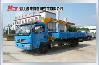 成龙威EQ1081GJ12D5起重机性能特点分析