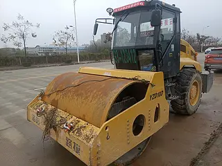 路捷重工 YZD10D 压路机