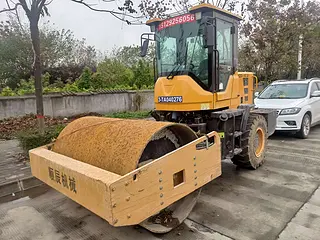 济宁顺辰 YZD-1850 压路机