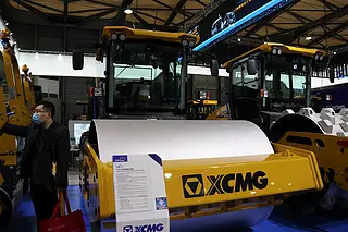 徐工 XS115 压路机