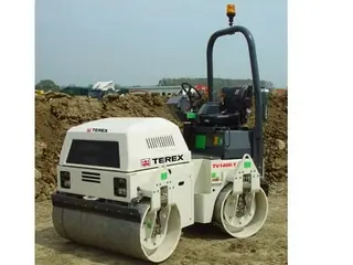 特雷克斯 TV1400-1 压路机